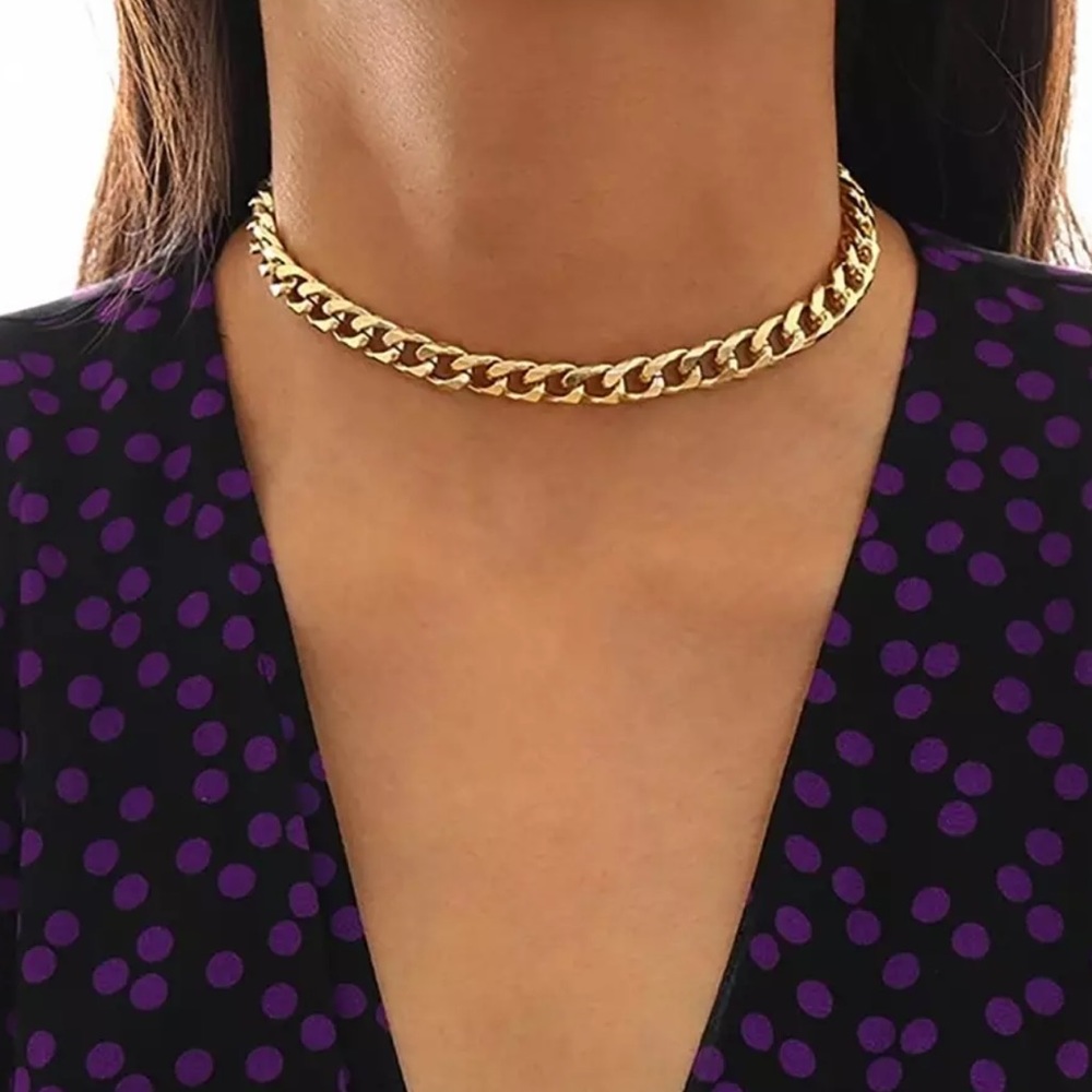 Gold Chunky Chain Choker